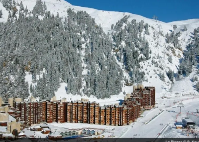 2 Pieces 5 Pers. Au Coeur De La Station Avec Balcon Et Piscine - Fr-1-181-1030