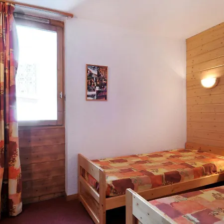 2 Pieces 5 Pers. Au Coeur De La Station Avec Balcon Et Piscine - Fr-1-181-1030